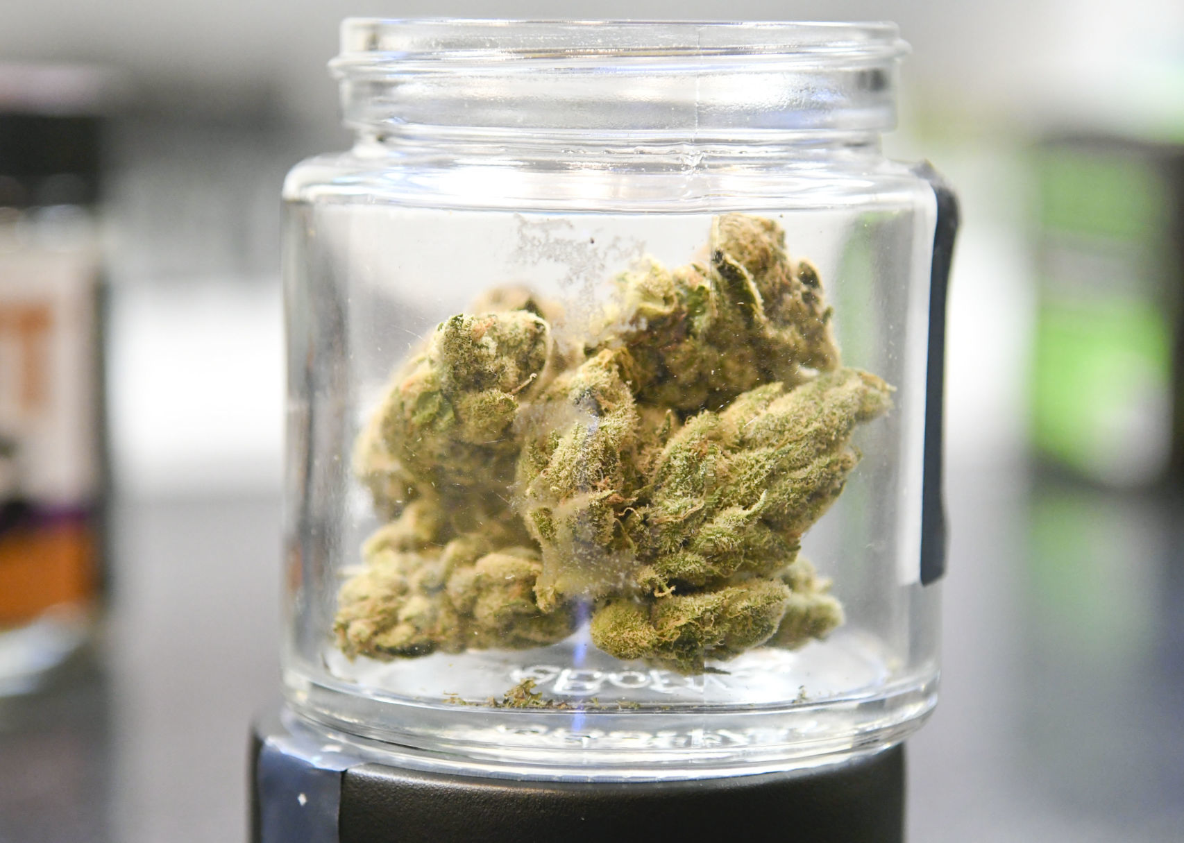 040620 Royal Healing dispensary 07.jpg